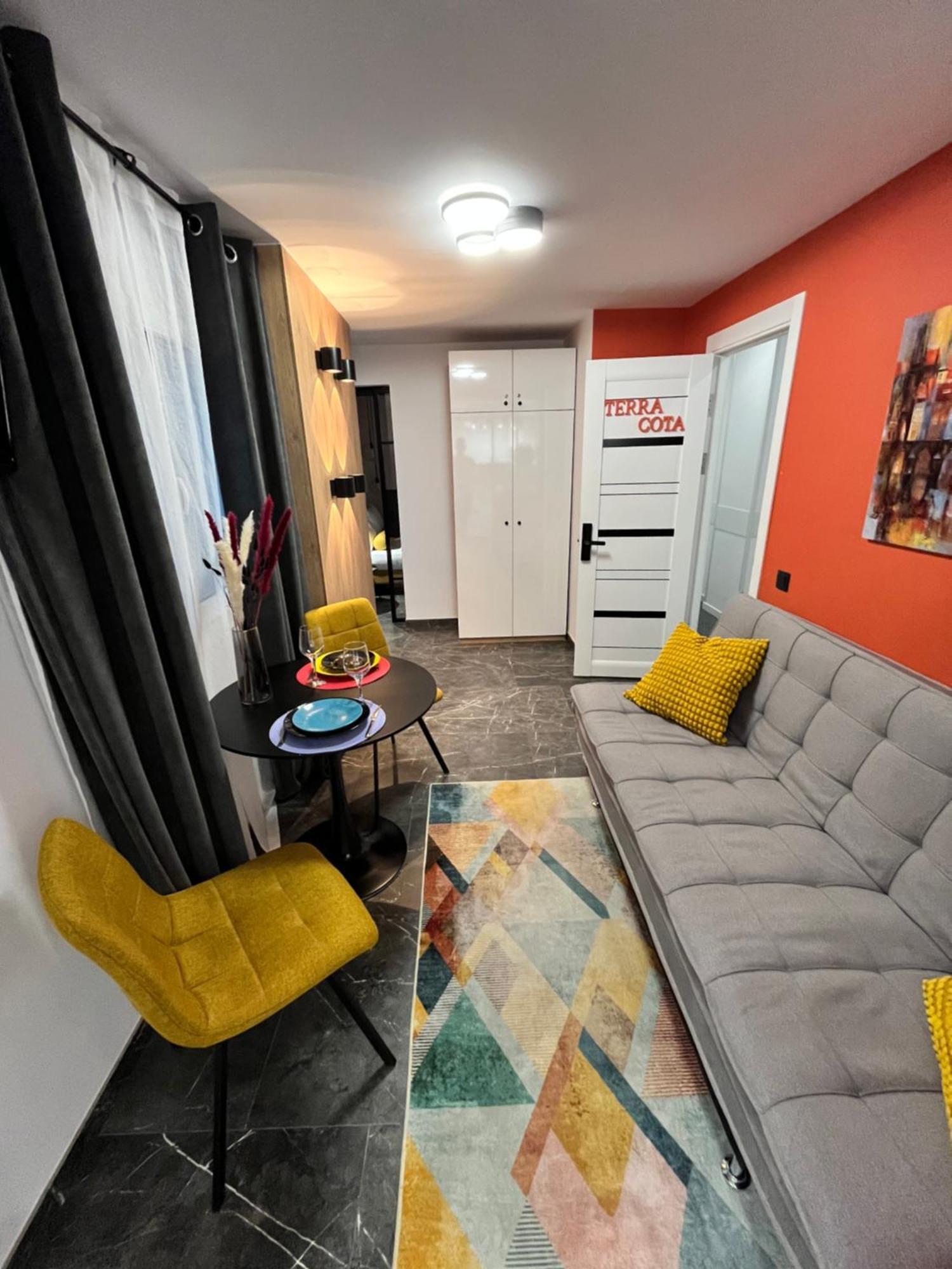 Arte Apartamento Dos Colores อาลิกันเต ภายนอก รูปภาพ