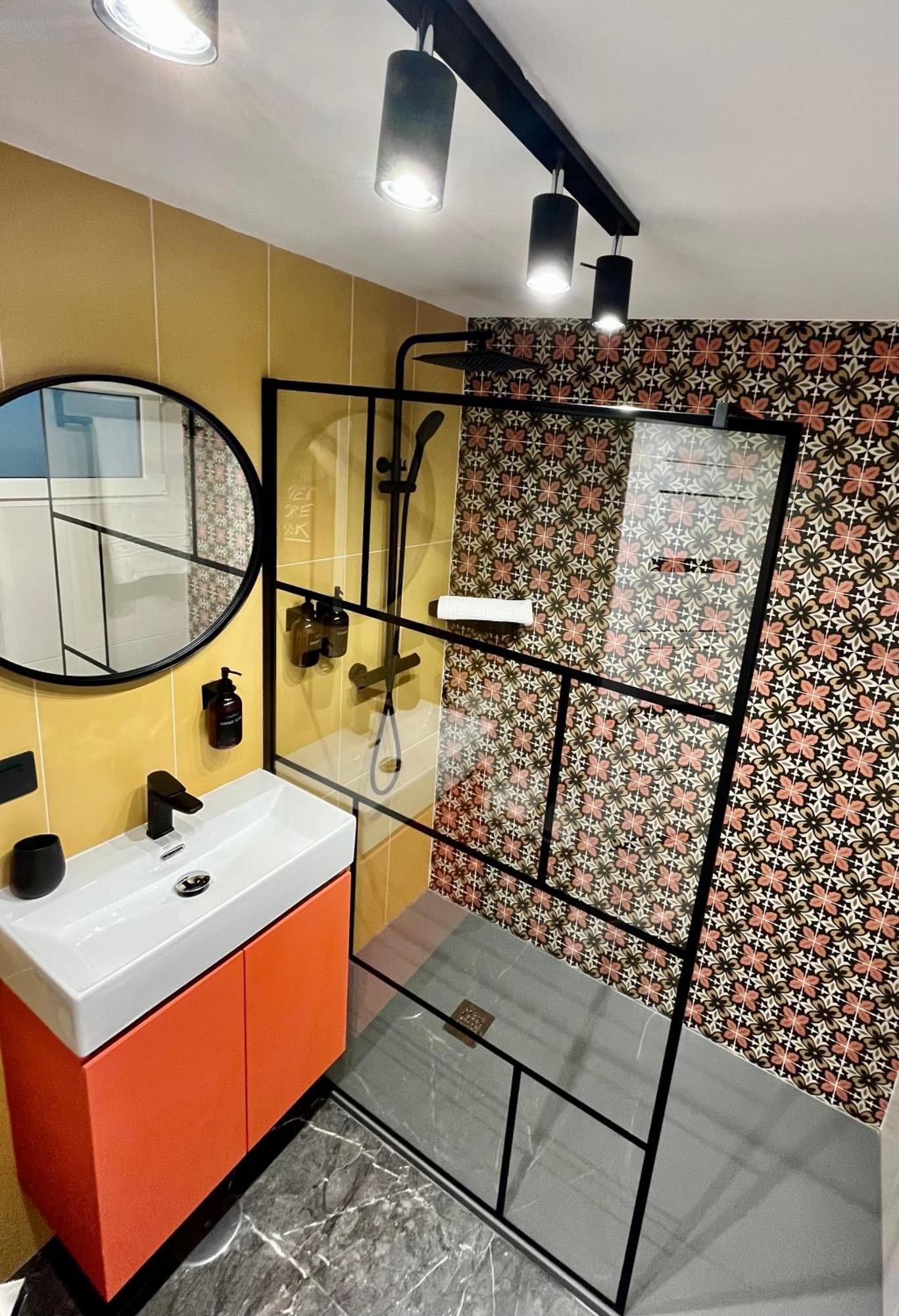 Arte Apartamento Dos Colores อาลิกันเต ภายนอก รูปภาพ