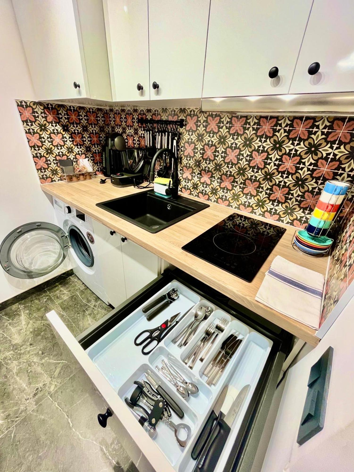 Arte Apartamento Dos Colores อาลิกันเต ภายนอก รูปภาพ