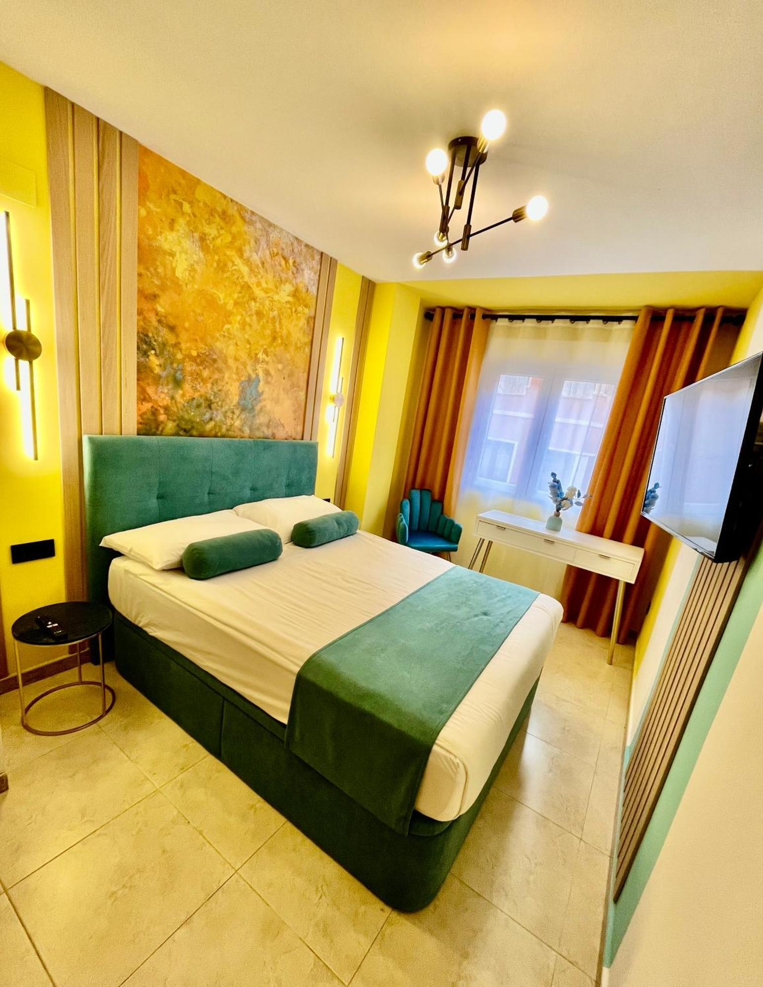 Arte Apartamento Dos Colores อาลิกันเต ภายนอก รูปภาพ
