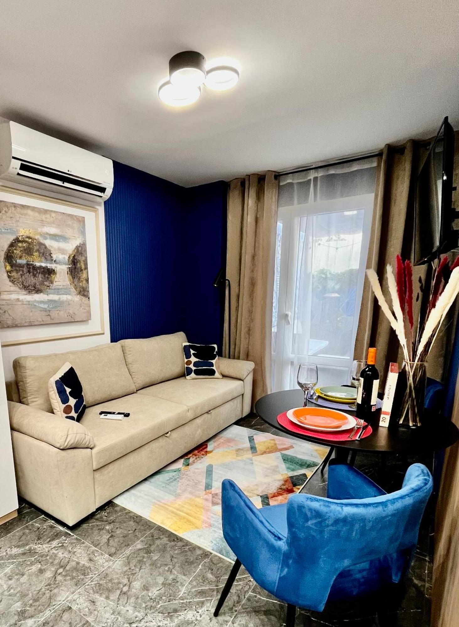 Arte Apartamento Dos Colores อาลิกันเต ภายนอก รูปภาพ